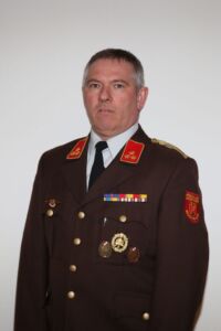 Ehrenortsfeuerwehrkommandant HBI Michael Sauerzapf